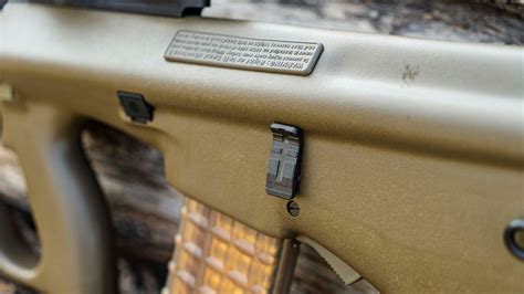 Steyr AUG Bullpup Rifle Review :: Guns.com