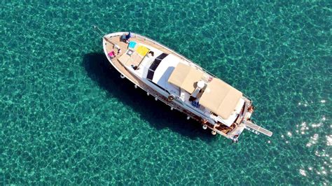 Rhodes East Coast Adults-only Yacht Cruise with Transfer | musement