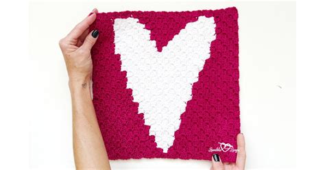 Lovely Crochet Heart Pattern C2C Square (Free & Easy)