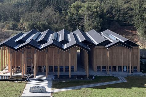 Striking zig-zag roof tops modern community space in rural China - Curbed