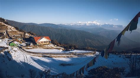 Experience Snowfall Magic At These Hill Stations In India