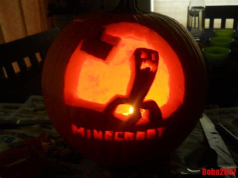 Happy Halloween! Here's the Minecraft pumpkin I carved/designed ...