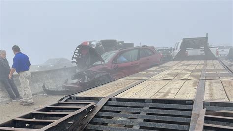 "Super fog" near New Orleans blamed for pileup that killed 7, involved 158 vehicles