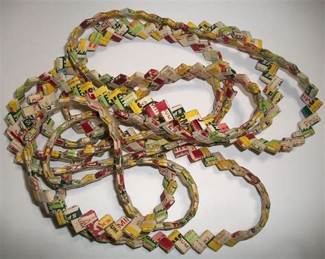 Dull Tool Dim Bulb: Folk Art Tramp Art Chewing Gum Wrapper Chain Collection Jim Linderman