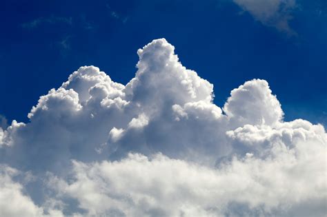 Photography of Fluffy Clouds · Free Stock Photo