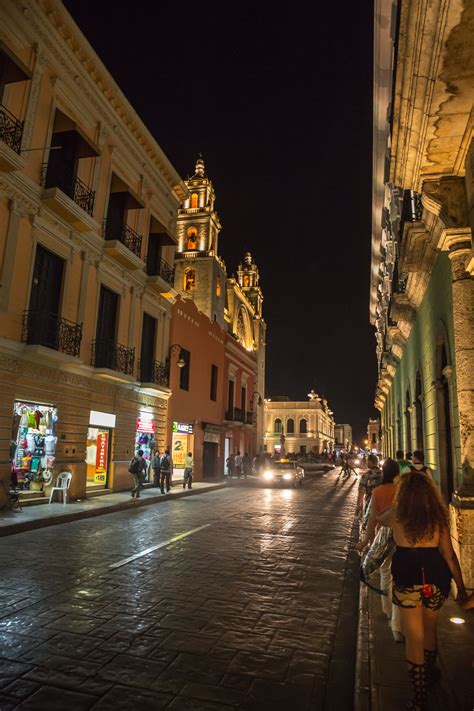 Night in Mérida. Yucatán, Mexico | Mexico travel, Merida mexico, Merida yucatan