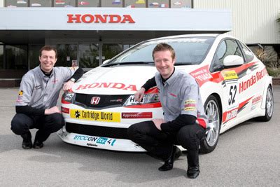 Honda Racing Team visits Honda in Swindon | Easier