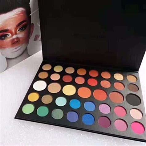 The James Charles Palette Review - Morphe Cosmetics