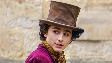 ‘Wonka’ Trailer: Timothée Chalamet Charms As Willy Wonka In First Look – Hollywood Life