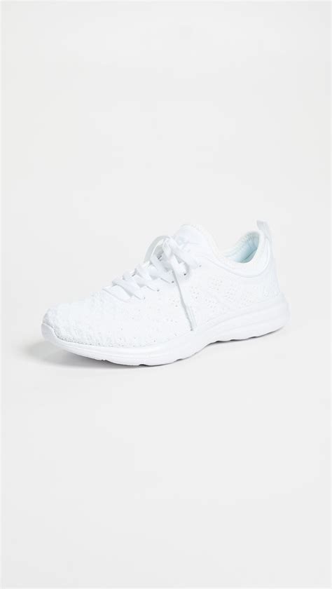 Buy > low top white nike shoes > in stock