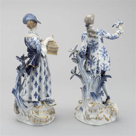 Two Meissen porcelain figurines, early 20th century. - Bukowskis