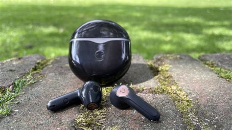 SoundPEATS Air4 vs Air4 Lite review: Which earbuds are better?