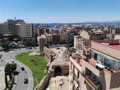 Roman ruins in the middle of Tarragona, Spain : r/ancientrome