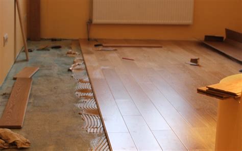 hardwood floor installation - Carpet, Laminate, Vinyl Planks, Tile, Hardwood Flooring Vancouver BC