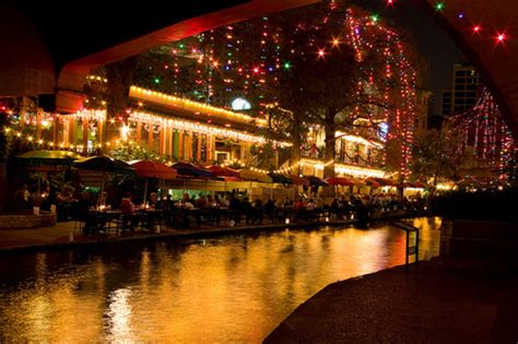 San Antonio and Texas Hill Country Christmas Parades and Festivals | HubPages