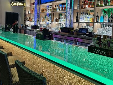 Thick Glass Bar Top with Drink Rail and LED lights