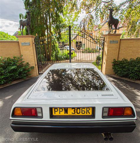 Stunning Lotus Esprit The Spy Who Loved Me tribute car for sale | Bond ...