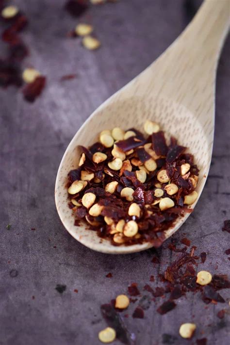 How to Make Chili Flakes - She Loves Biscotti