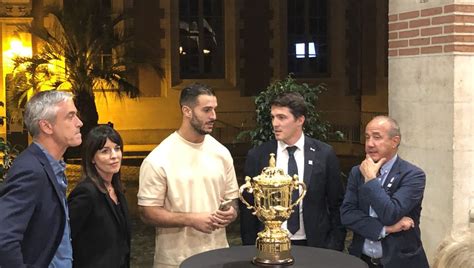 The 2023 Rugby World Cup trophy in Toulouse – europe-cities.com