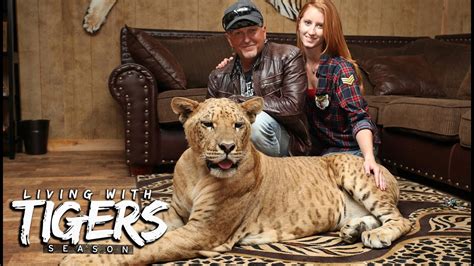 The Man Who Bought Joe Exotic's Zoo | LIVING WITH TIGERS SEASON - YouTube