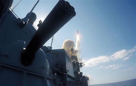 Improved Longer-Range Kalibr Cruise Missile is Under Development in Russia