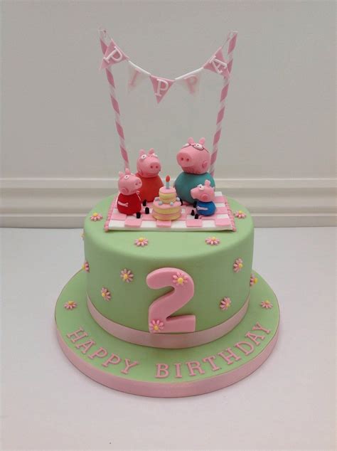 Peppa Pig Birthday Cake A Peppa Pig Picnic And Bunting Cake Fancy Fondant Party Ideas #peppapig ...