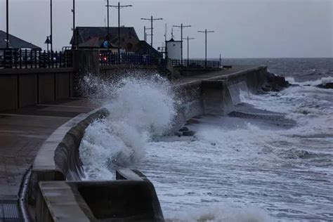 Pictures reveal 'significant damage' caused to Porthcawl Pier by Storm Barra - Wales Online