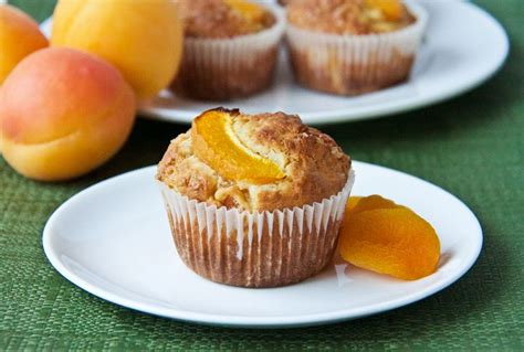 Apricot Oatmeal Muffins @Lyn O'Reilly | Savoury food, Sweet recipes, Food