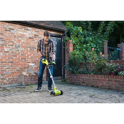 Patio Cleaner with Wire Brush | Cordless | Ryobi RY18PCA-120