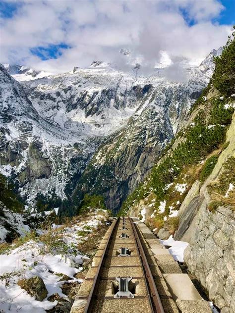 carril capital público switzerland roller coaster gelmerbahn Espacioso ...