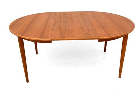 Danish Modern Teak Oval Dining Table at 1stdibs