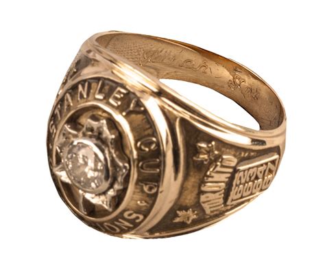 Lot Detail - 1967 Toronto Maple Leafs Stanley Cup Champions Ring ...