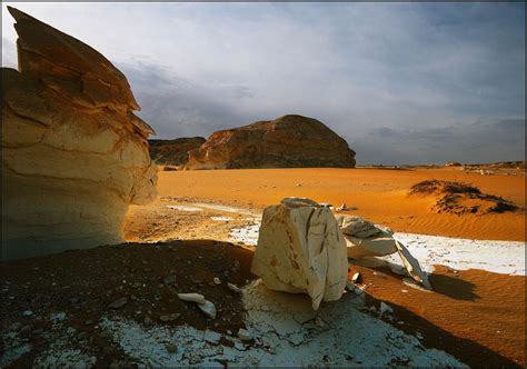 White Desert National Park, Egypt (with Map & Photos)