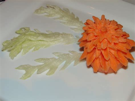 Fruit Carving, Vegetable Carving, Garnishes and Edible Arrangements: Sweet Potato Vegetable Carving