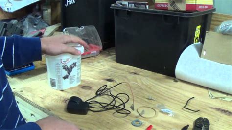 DIY electrolysis - YouTube