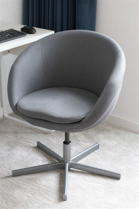 Swivel Office Chair No Wheels