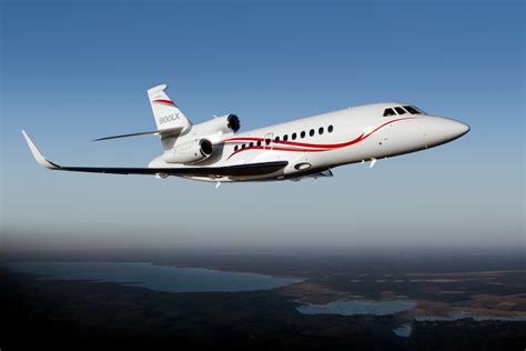 Dassault Falcon 900LX vs Embraer Legacy 650 | AvBuyer