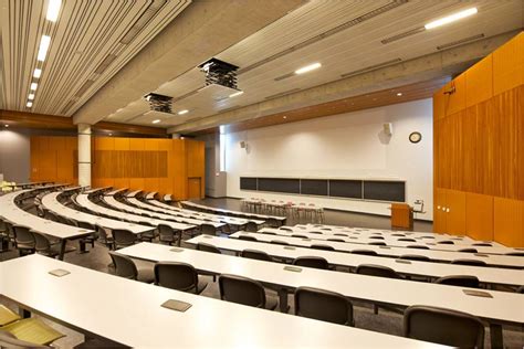 EXP | University of Toronto Mississauga – Instructional Centre New Educational Facility