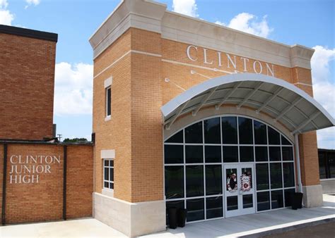 Clinton Public School District amends Return to School Plan