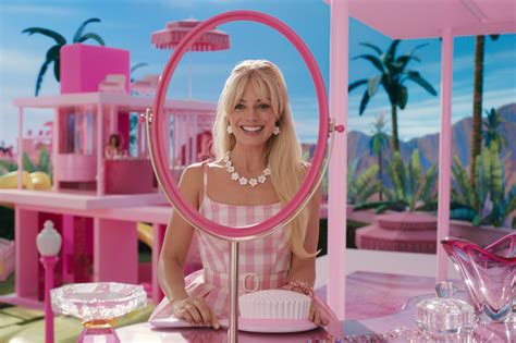 Take a Tour Of Barbie's Dreamhouse. - Daily Candid News