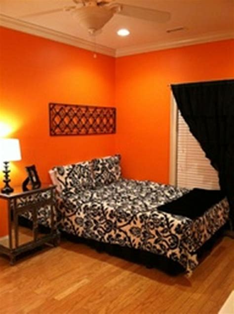 orange room | Black living room, Black and white living room decor ...