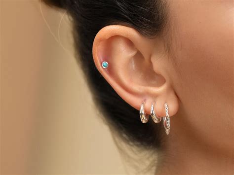 Higher Lobe Piercing: Everything You Need to Know | Monica Vinader