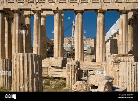 Parthenon restoration hi-res stock photography and images - Alamy