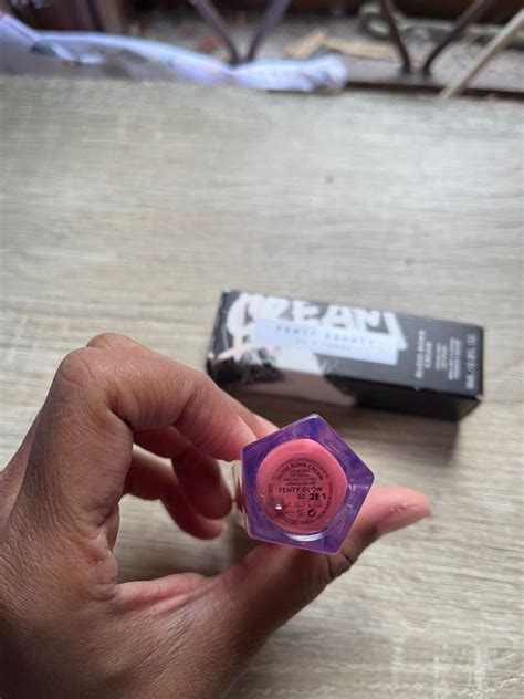 Fenty beauty Gloss bomb on Carousell