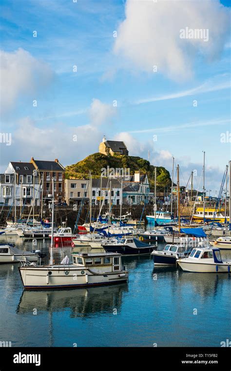 Harbour ilfracombe hi-res stock photography and images - Alamy