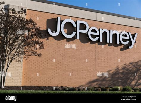 A logo sign outside of a JCPenney retail store in Annapolis, Maryland ...