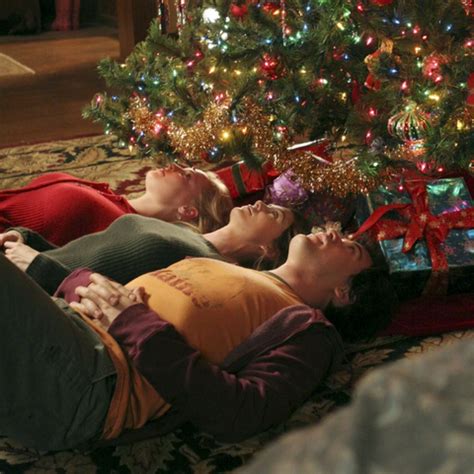 35 Best Christmas TV Shows and Episodes - Christmas-Themed Episodes to ...