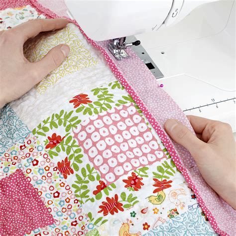 How to Make a Patchwork Quilt - Try Our Beginner's Guide To Patchwork And Quilting