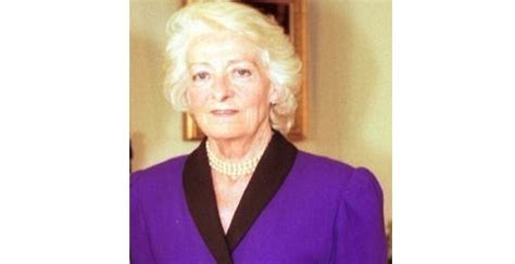 Frances Shand Kydd Biography - Facts, Childhood, Family Life & Achievements