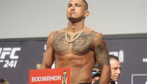 anthony-pettis-ufc-241-ceremonial-weigh-in | MMA Junkie